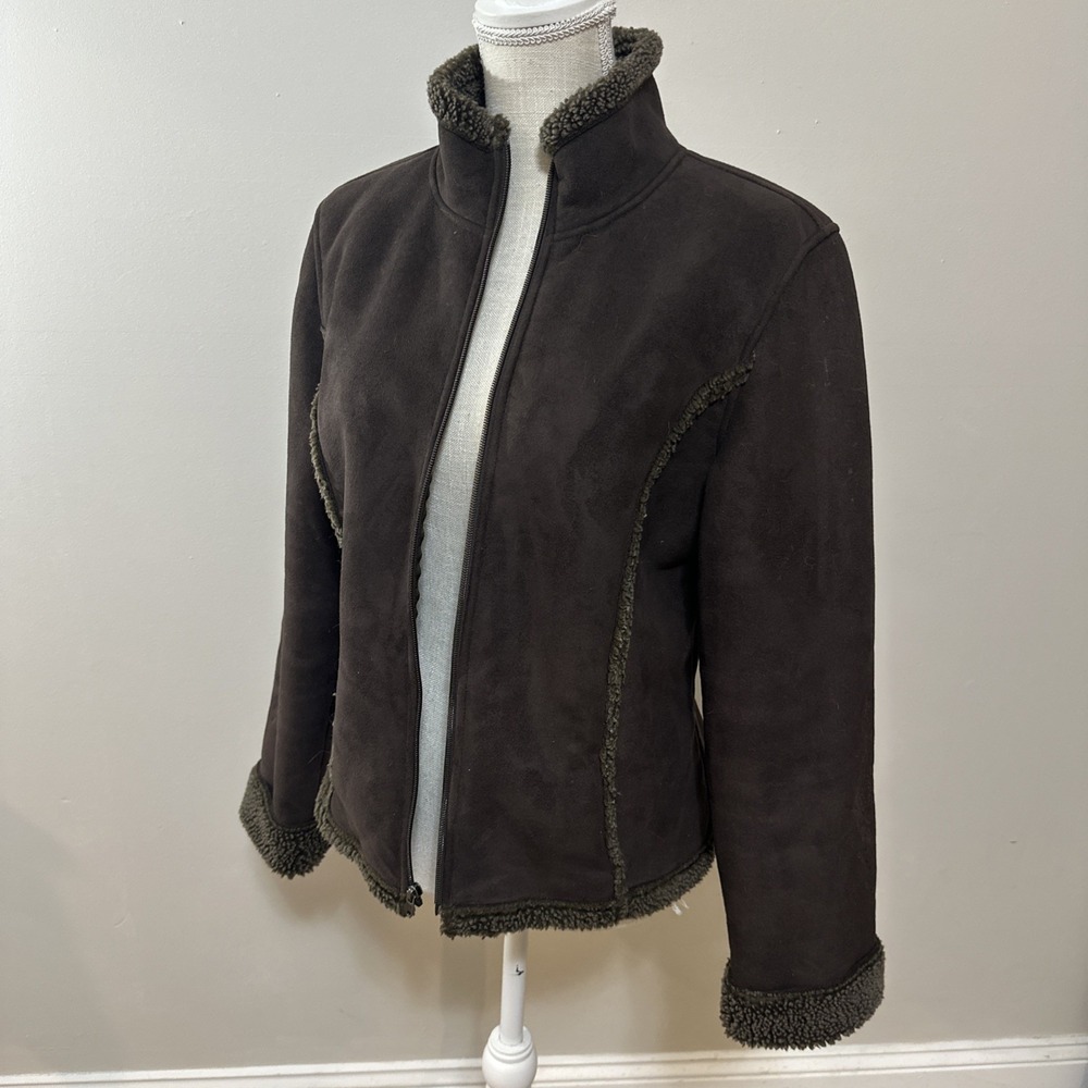 LL Bean Sherpa Lined Brown Zip Up Woman's Coat Medium Excellent Condition